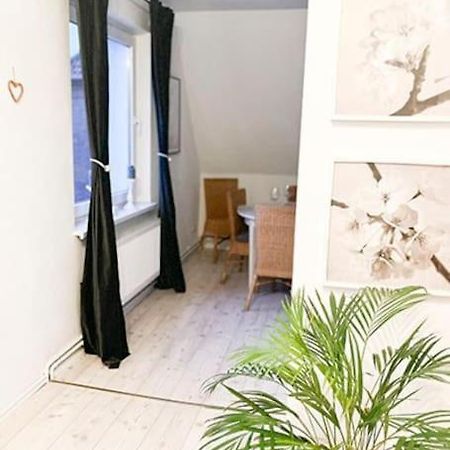 Modernes Apartment Mit Balkon Free Parking Netflix Целле Экстерьер фото